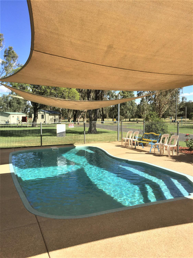 Sport & Beauty, Junee Tourist Park, Junee