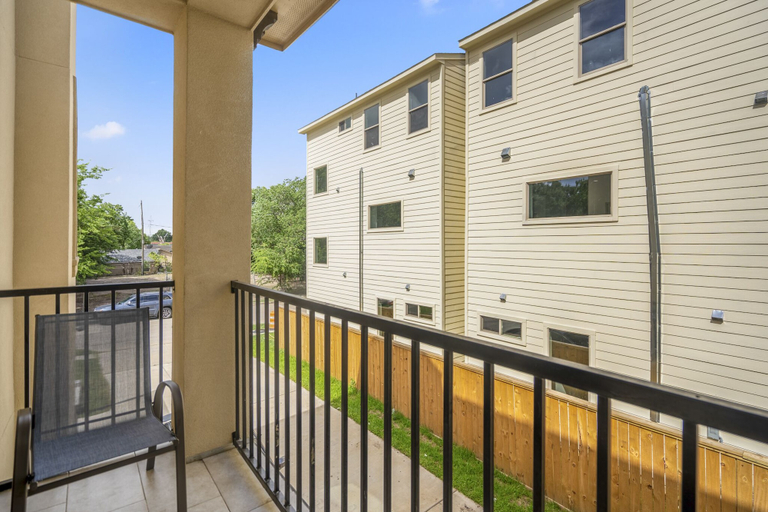 Exterior & Views 2, Spacious 3 Bed House near MD Anderson, Houston
