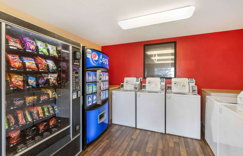 Food & Drinks 5, Extended Stay America Suites Denver Tech Ctr S Inverness, Arapahoe