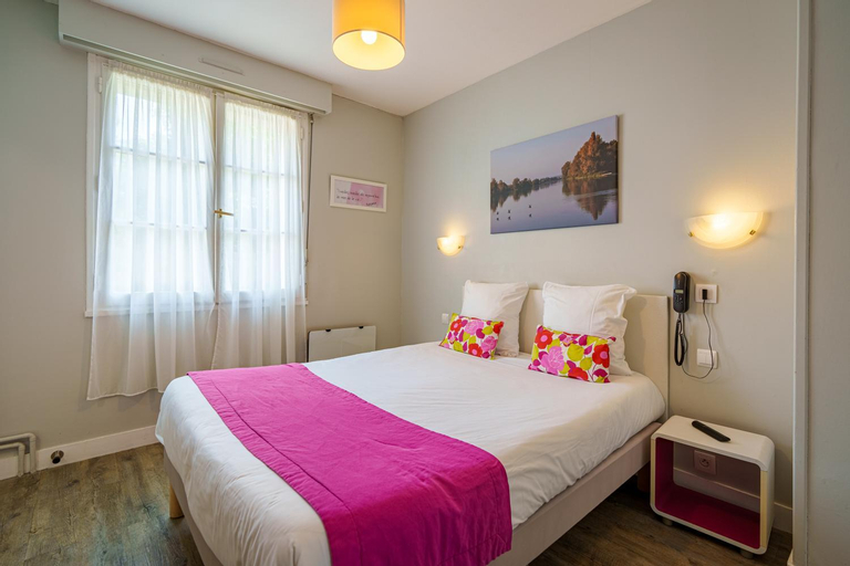 Bedroom 13