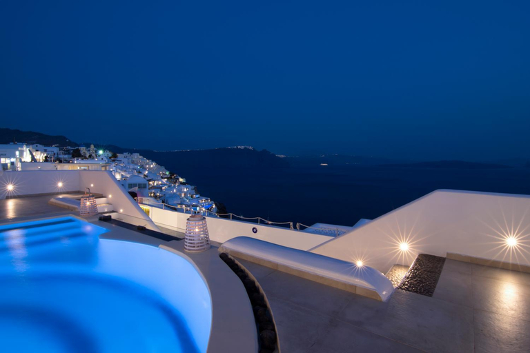 Sport & Beauty 2, Santorini Secret Premium, South Aegean