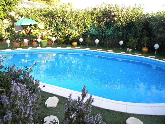 Others 4, Chez Patrick Roujan, Hérault