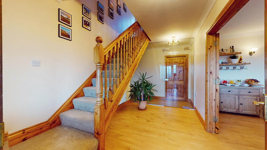 Public Area 2, Ross Beach Family Farmhouse Bed & Breakfast