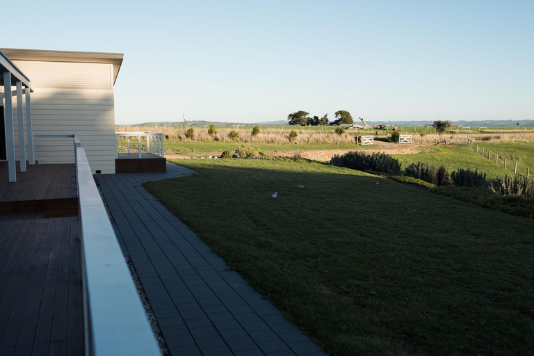 Others 3, Coastal Lodge, Yankalilla