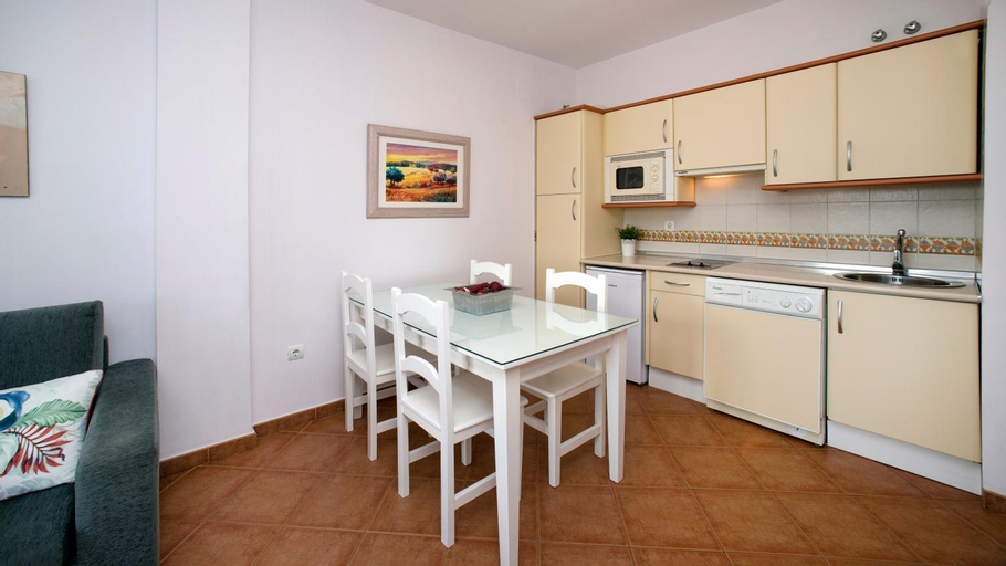 Dining Room 7