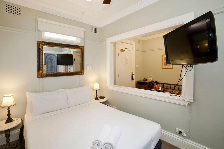 Bedroom 16