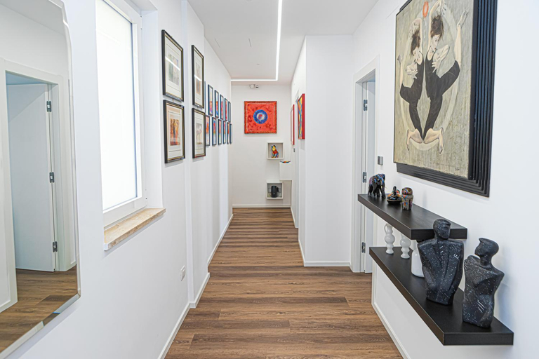 Public Area, MELO 48, Bari