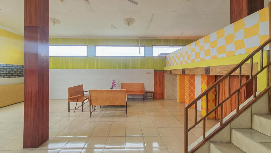 Public Area, RedDoorz @ Homestay Gayatri, Malang
