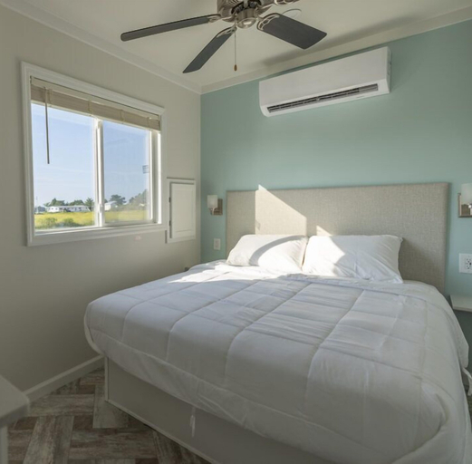 Bedroom 2, Blufin Bungalows & Marina, Accomack