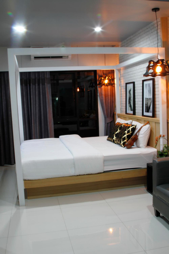 Bedroom 12