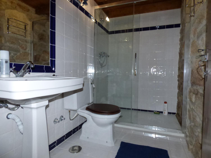 Bathroom 5, Quinta De Santa Baia, Ponte de Lima