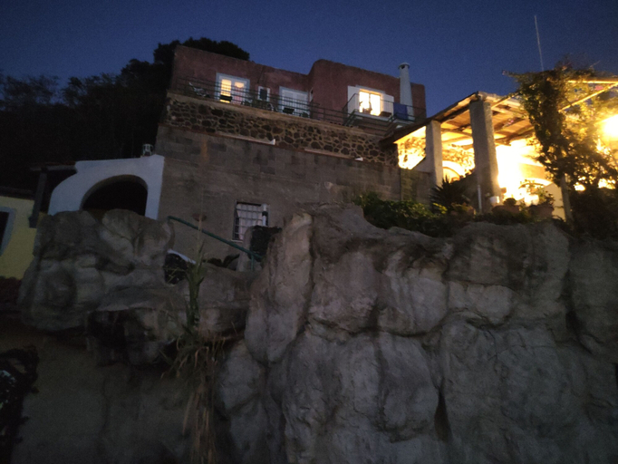 Exterior & Views 2, Hotel Villa al Mare, Napoli