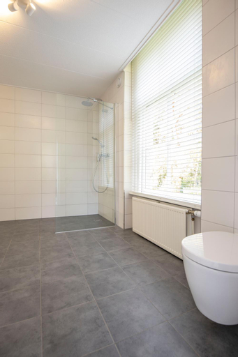 Bathroom 5
