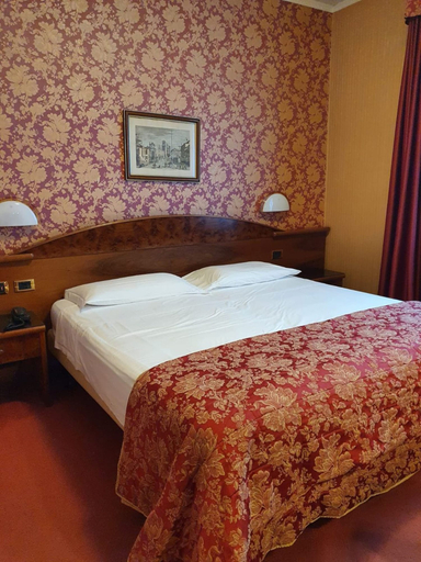 Bedroom 2, Hotel Poppi, Venezia