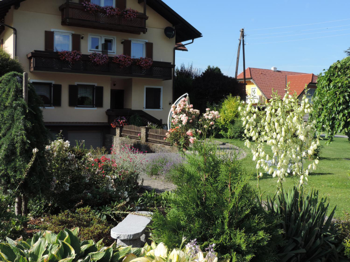 Others 5, Schwanbergerstuberl, Deutschlandsberg