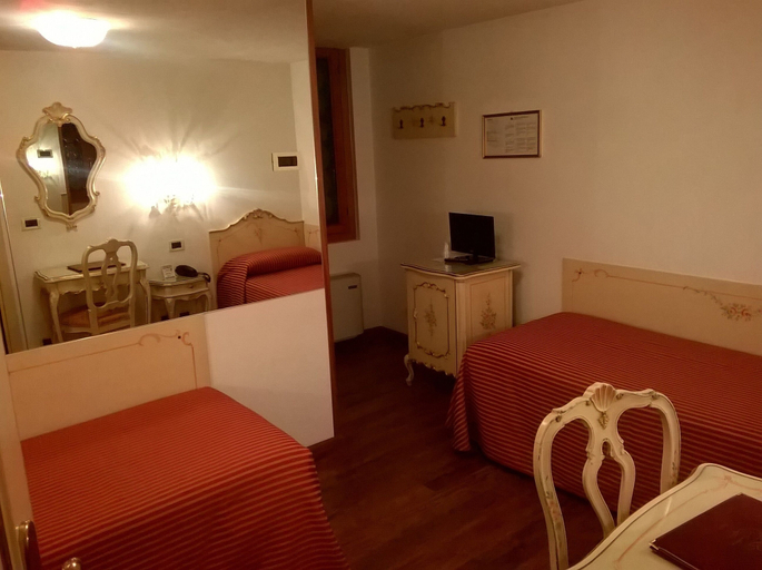 Bedroom 2, Hotel La Residenza, Venezia