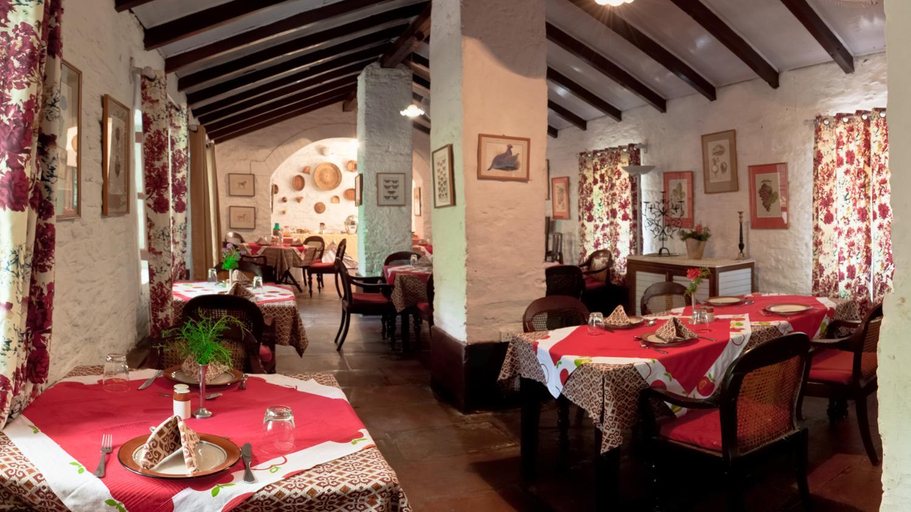 Food & Drinks 4, Neemrana's Ramgarh Bungalows, Nainital