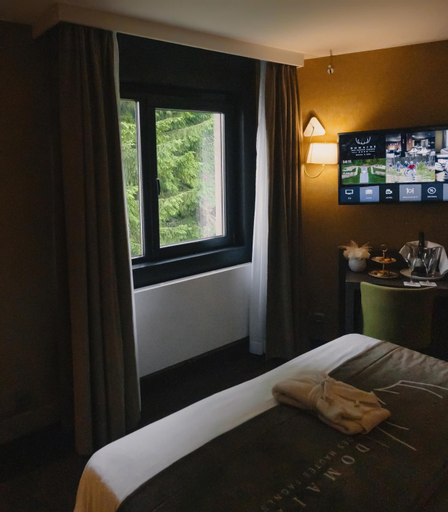 Bedroom 6