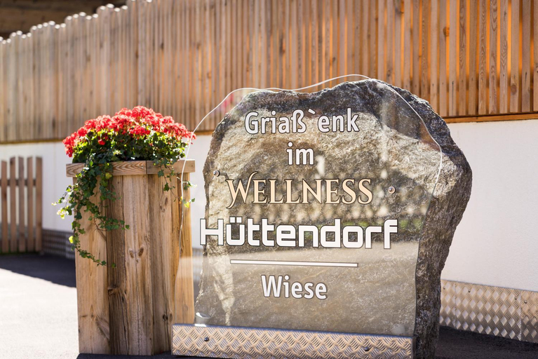 Spa 2, Wellnesshuttendorf Wiese, Imst