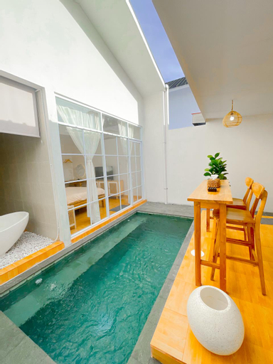 Swimming Pool 1