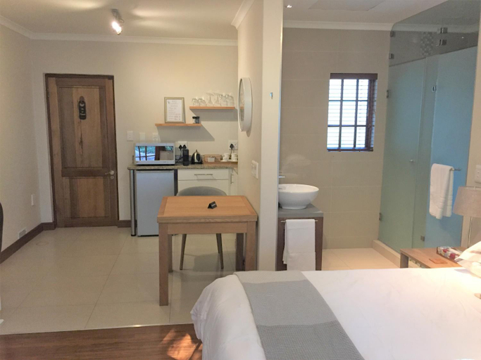 Bedroom 3, Lydall Wild Tranquil Garden Suites, City of Johannesburg