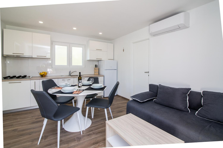 Others 5, Luxury Mobile Homes Liza, Biograd na Moru