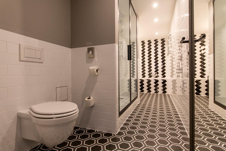 Bathroom 5, Canopy by Hilton Zagreb City Centre, Zagreb