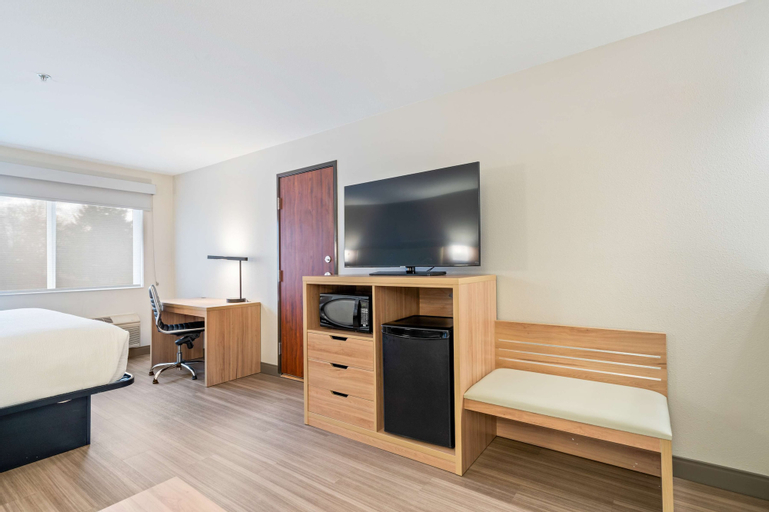 Bedroom 9