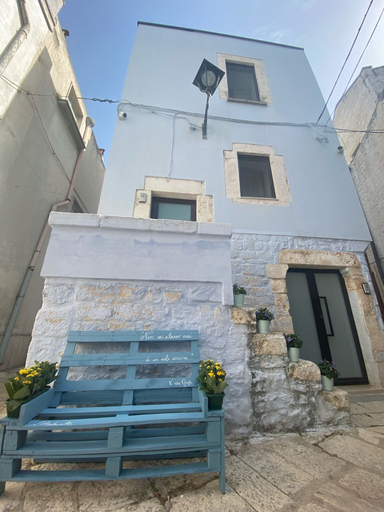 Exterior & Views, L'ArChasetta Historic Apartments, Bari