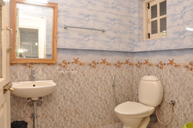 Bathroom 9