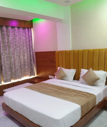 Bedroom 3, Hotel Metro, Vadodara