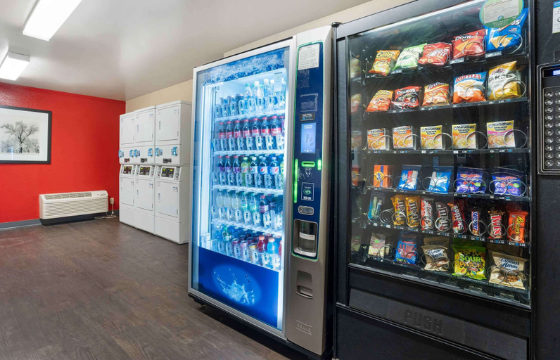 Food & Drinks 5, Extended Stay America Suites Richmond Hilltop Mall, Contra Costa