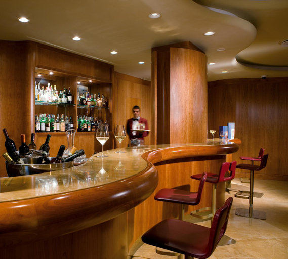 Food & Drinks 5, Hotel Royal Continental, Napoli
