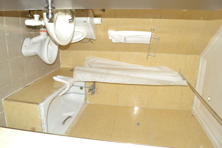 Bathroom 3, Chida Hotel International, AbujaMun