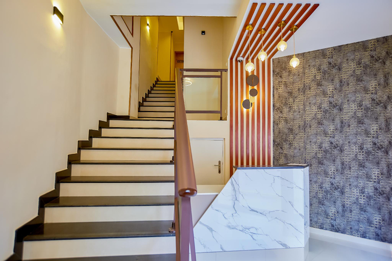 Others 2, La Pergola - Appartement Hôtel, Analamanga