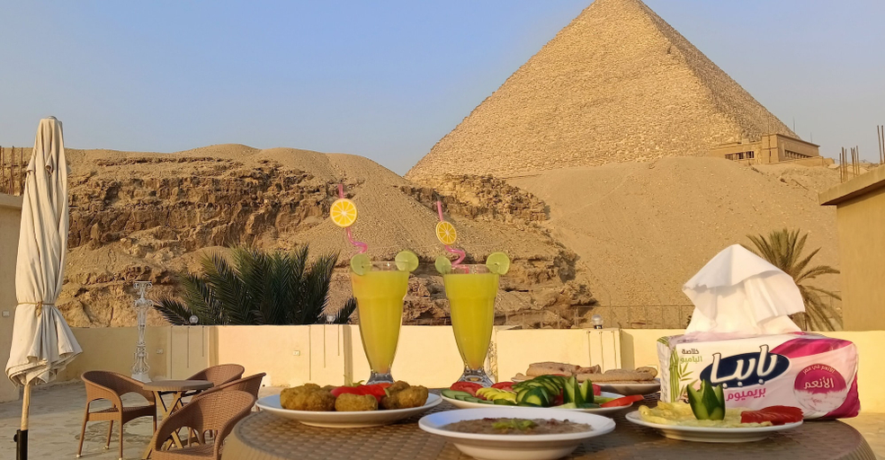 Others 5, Crystal pyramids inn, Al-Ahram