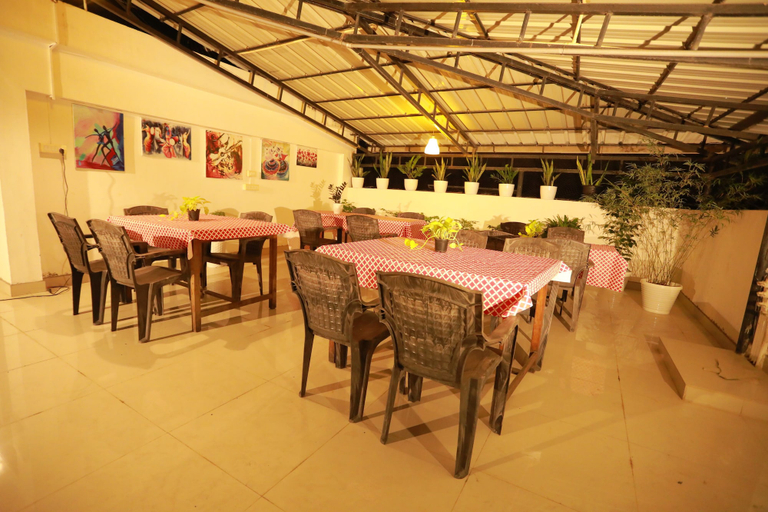 Food & Drinks 5, The WAVES by the Beach Inn, Ernakulam