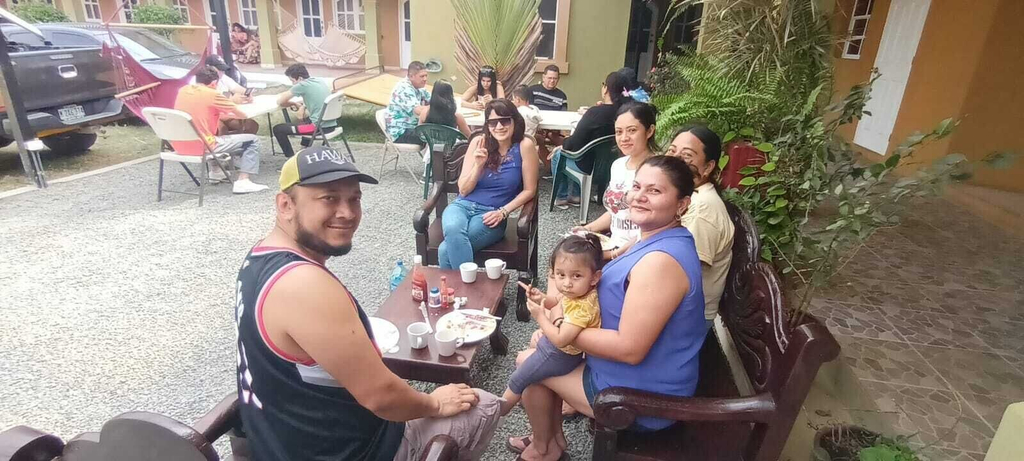 Food & Drinks