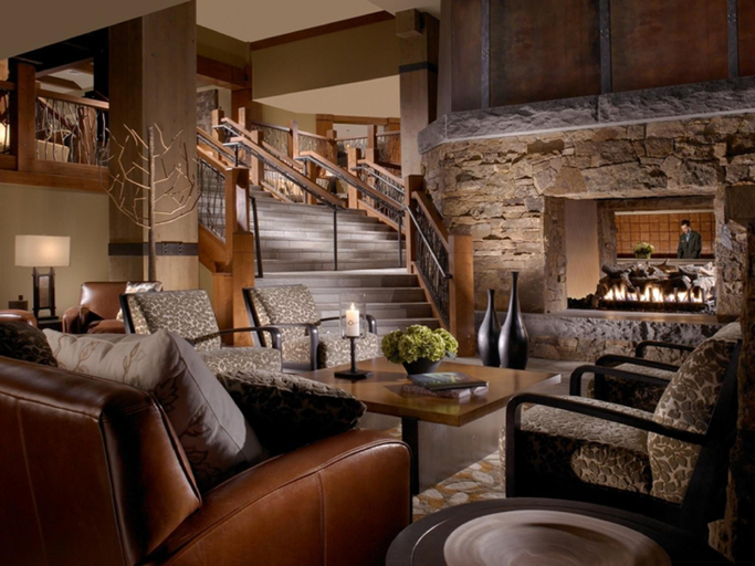 Public Area 4, One Ski Hill, A RockResort, Summit