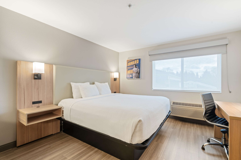 Bedroom 8