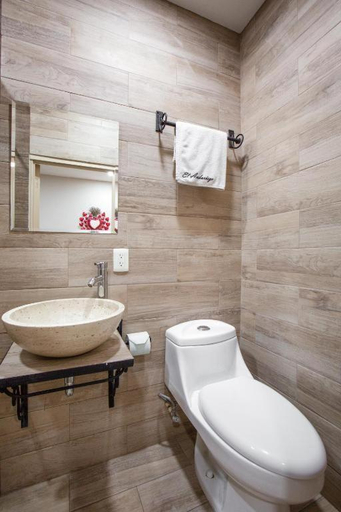 Bathroom 4, Hotel El Andariego, Del Centro