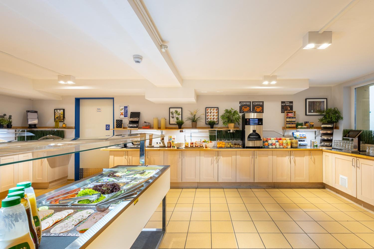 Food & Drinks 5, a&o Dortmund Hauptbahnhof, Dortmund