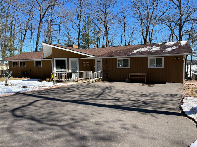 Exterior & Views 2, Oak Ridge Lake House, Sawyer