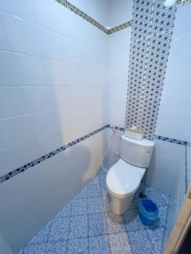 Bathroom 5, Taipei Yes Hostel, New Taipei City