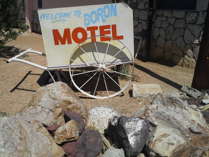 Others 4, Boron Motel, Kern