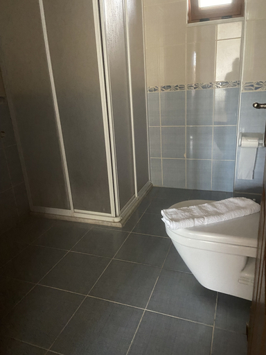 Bathroom 5, Apart48, Ula