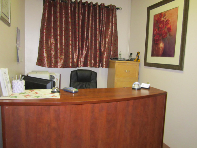 Public Area 2, Viking Lamplighter Motel, Division No. 10