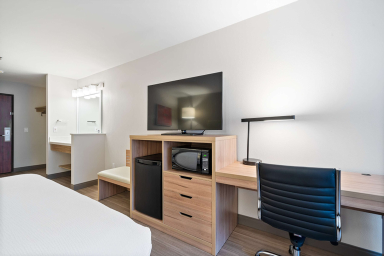 Bedroom 9