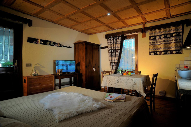 Others 5, Residence Foyer D'Antan, Aosta