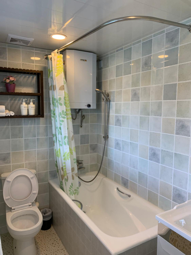 Bathroom 17